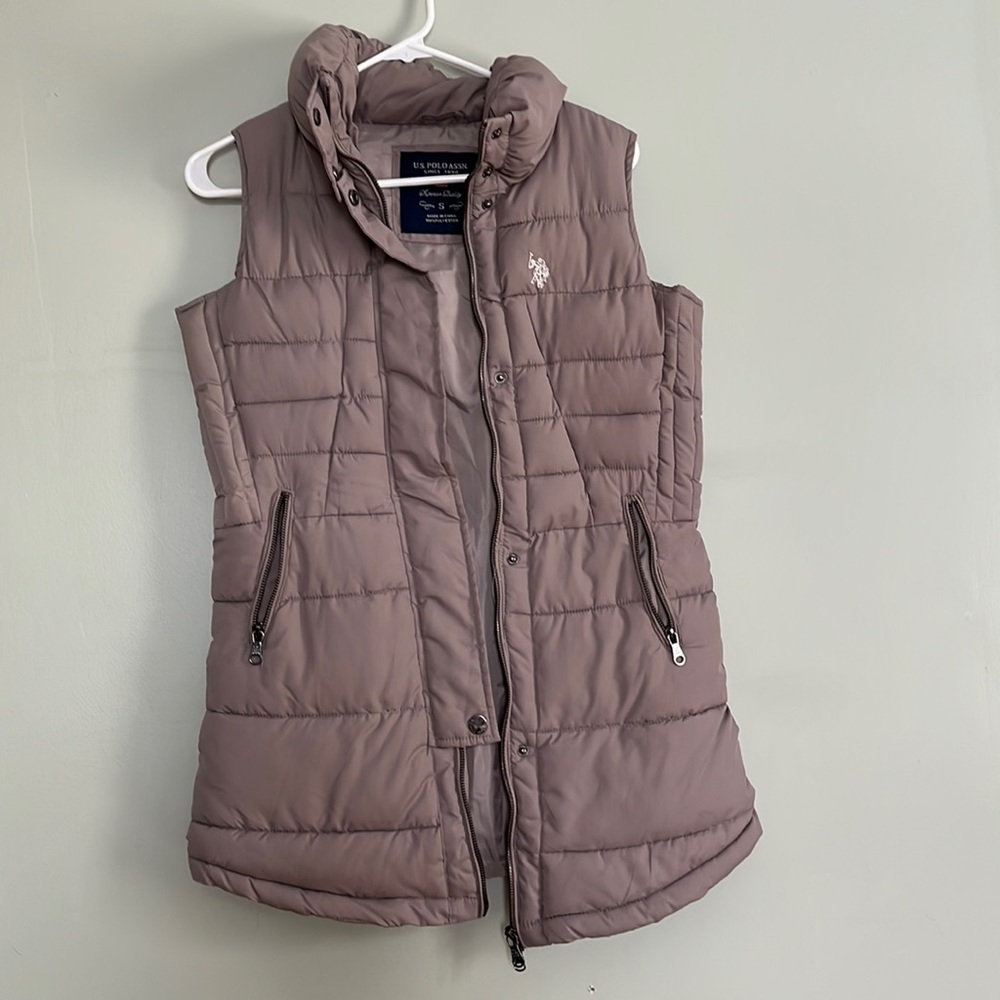 Puffy vest